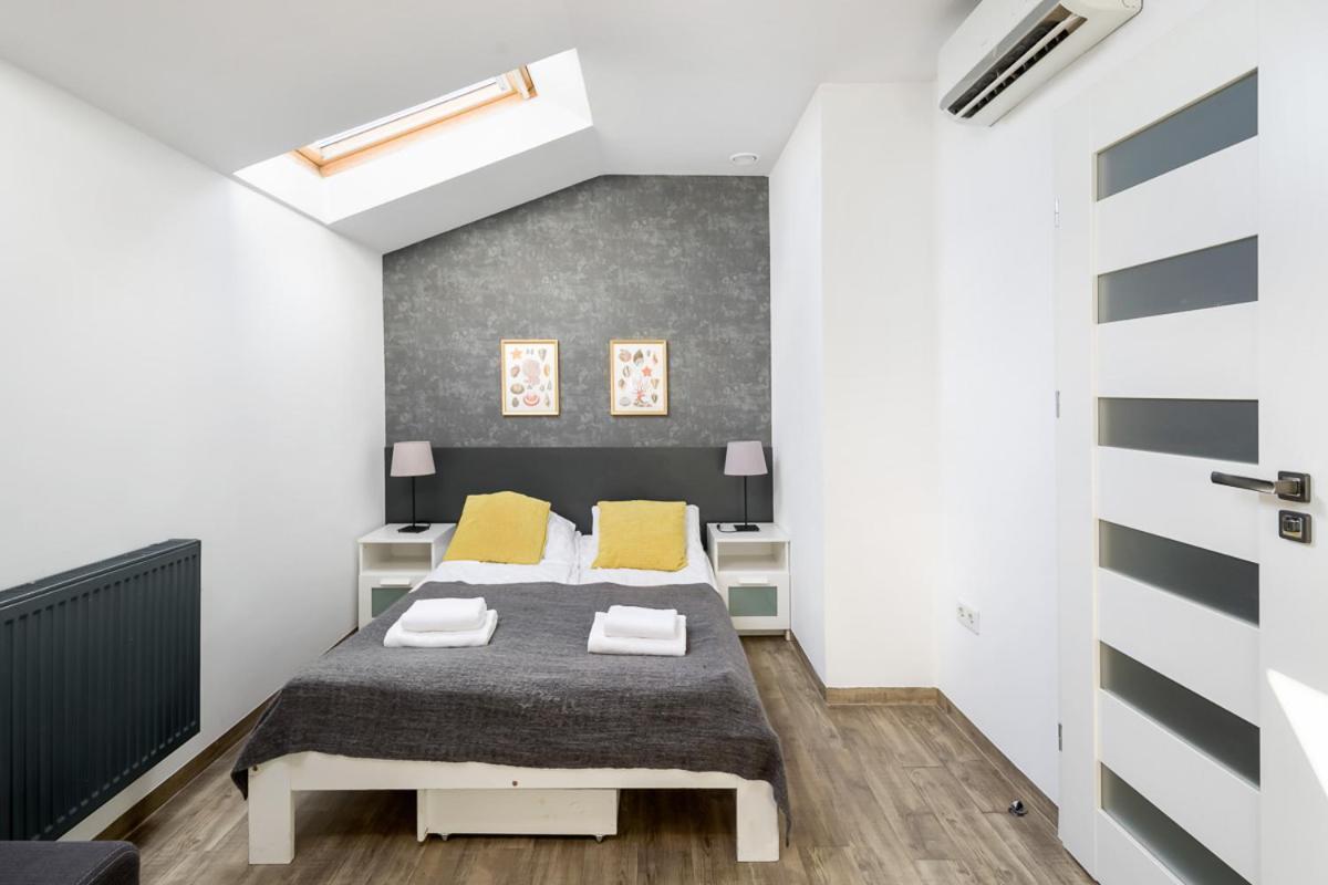 Modern Apartment In The Very Central Location 18 كراكوفيا المظهر الخارجي الصورة
